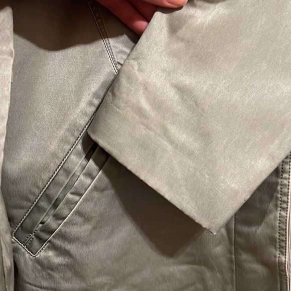 Isda & Co. Sage Green Cotton Blend Super Soft Trench Jacket - Picture 7 of 8